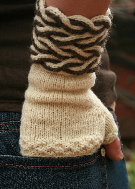 dual cable gloves knit accessory