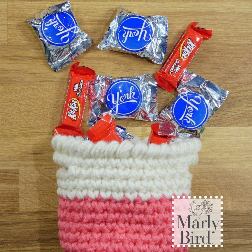 small crochet basket gift idea for candy or spa items