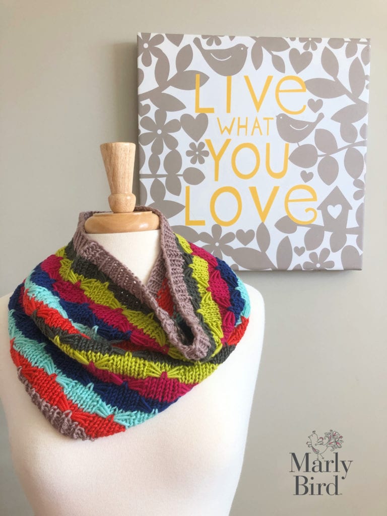 Close up of the Afternoon Delight Quick Knit Cowl in Chic Sheep Yarn Colors