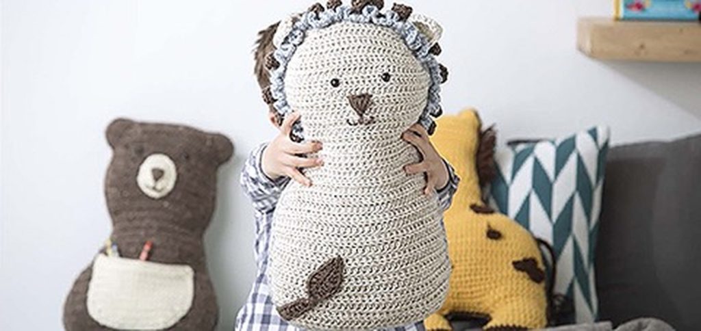 crochet stuffed animals pilow