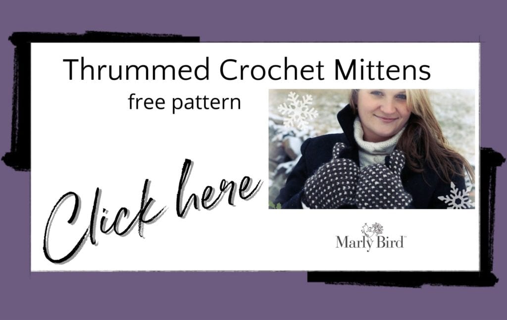 Crochet mittens with thrum