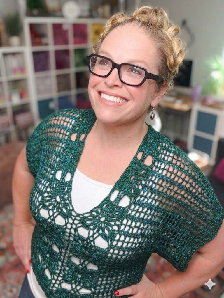 Free crochet floral motif tee pattern in forest green — size-inclusive lacy summer crochet sweater by Marly Bird